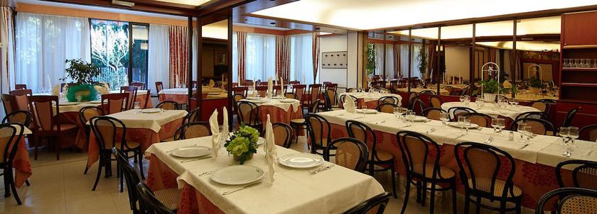 Imagen del bar/restaurante del Hotel Gaggiano. Foto 3