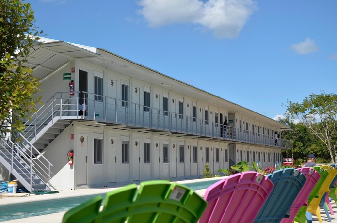 Imagen de los exteriores del Hotel Gaia. Foto 13