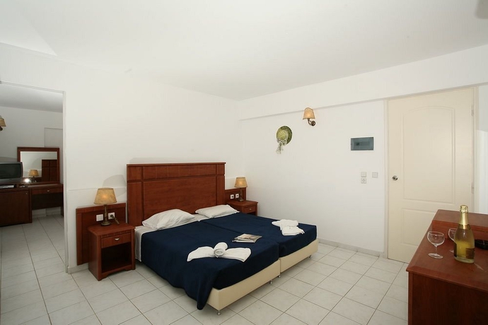 Imagen de la habitación del Hotel Gaia Garden. Foto 7