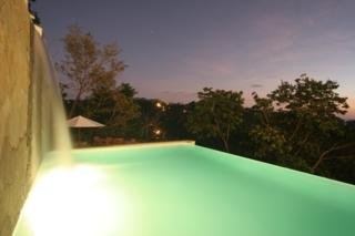 Imagen de la piscina del Hotel Gaia Hotel & Reserve. Foto 7