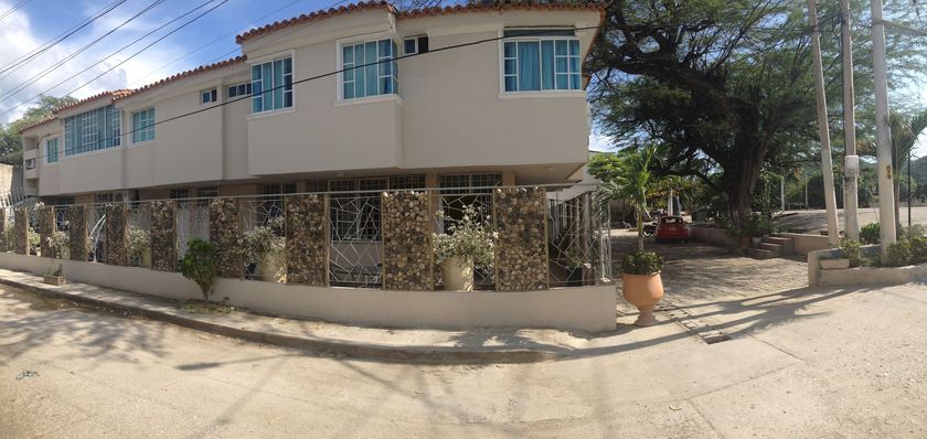 Imagen de los interiores del Hotel Gairaca Real. Foto 12