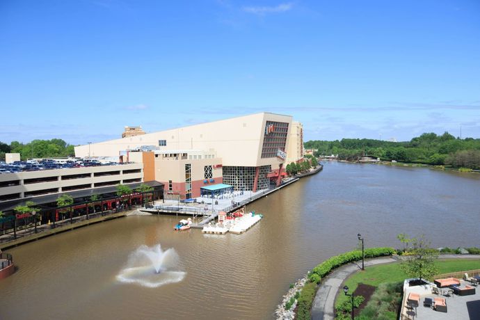 Imagen de los exteriores del Hotel Gaithersburg Marriott Washingtonian Center. Foto 13