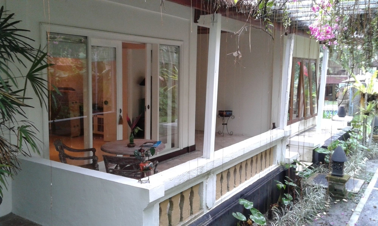 Imagen de la habitación del Hotel Gajah Biru Bungalows. Foto 12