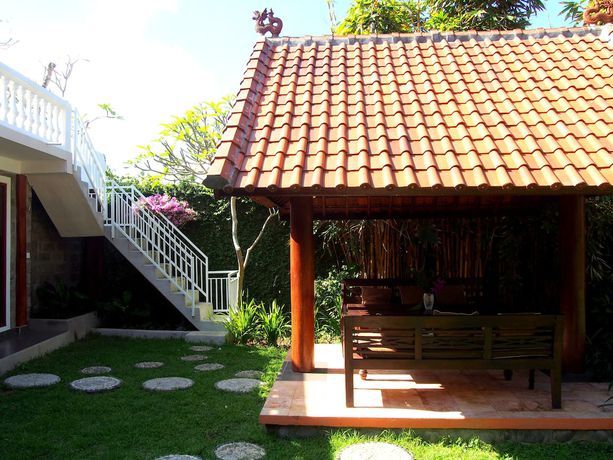 Imagen de los exteriores del Hotel Gajah Mina Beach Resort. Foto 10