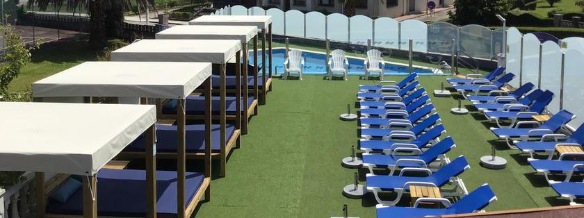 Imagen de la piscina del Hotel Gala, Noja. Foto 16