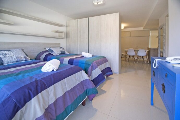 Imagen de la habitación del Hotel Gala Puerto Apartments. Foto 15