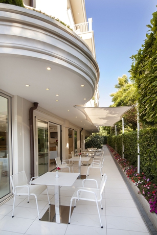 Imagen de los exteriores del Hotel Gala, Riccione. Foto 4