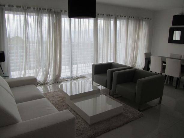 Imagen de la habitación del Hotel Gala Tower Condo and. Foto 17