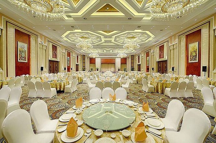Imagen de los interiores del Hotel Galactic Classic International. Foto 13