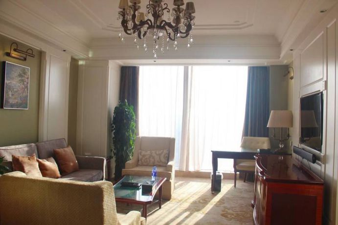 Imagen de la habitación del Hotel Galactic Classic International. Foto 10