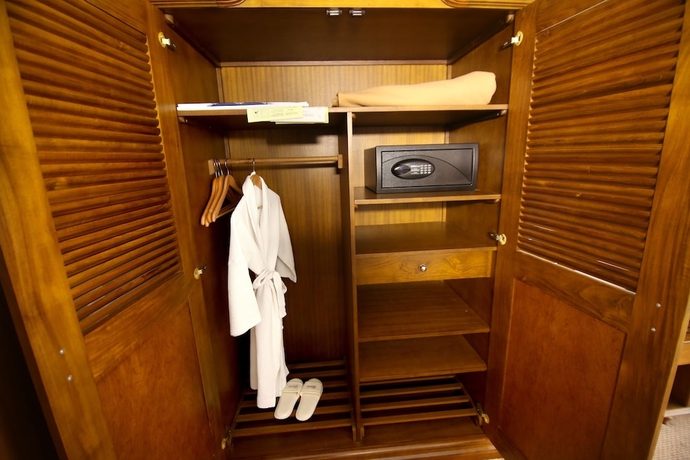 Imagen de la habitación del Hotel Galadari. Foto 12