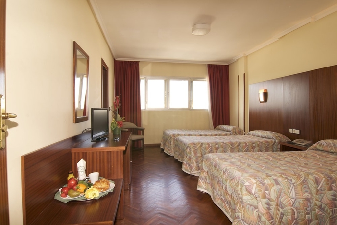 Imagen de la habitación del Hotel Galaico, Collado Villalba. Foto 12