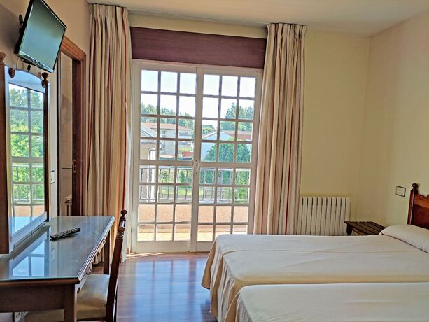 Imagen de la habitación del Hotel Galaico Sanxenxo. Foto 20