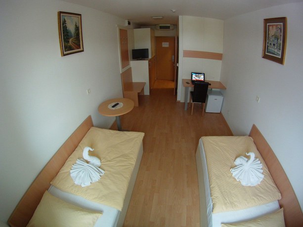 Imagen de la habitación del Hotel Galaksija Trebnje. Foto 17