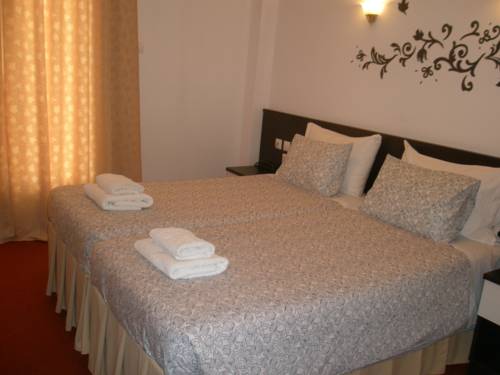 Imagen de la habitación del Hotel Galanopoulos. Foto 5
