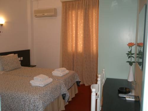 Imagen de la habitación del Hotel Galanopoulos. Foto 6