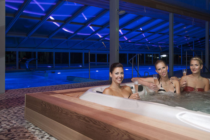 Imagen de la piscina del Hotel Galant, Mikulov. Foto 7