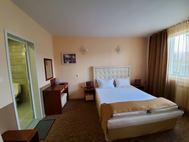Imagen de la habitación del Hotel Galant, Sofia. Foto 18