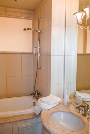 Imagen de la habitación del Hotel Galant, Truskavets. Foto 3