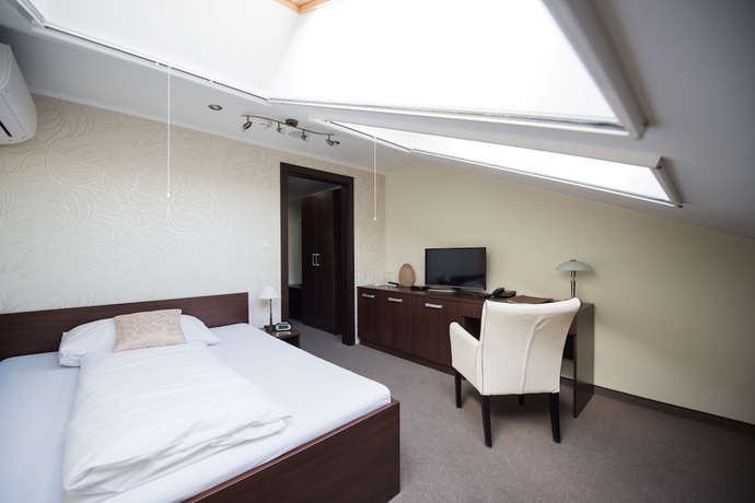 Imagen de la habitación del Hotel Galanta. Foto 8