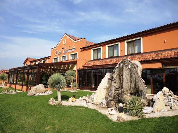 Imagen general del Hotel Galanta. Foto 1