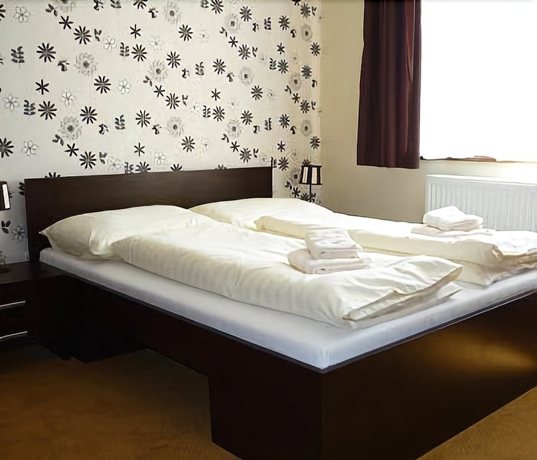 Imagen de la habitación del Hotel Galanta. Foto 10
