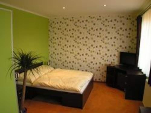 Imagen de la habitación del Hotel Galanta. Foto 14