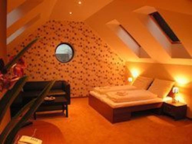 Imagen de la habitación del Hotel Galanta. Foto 16