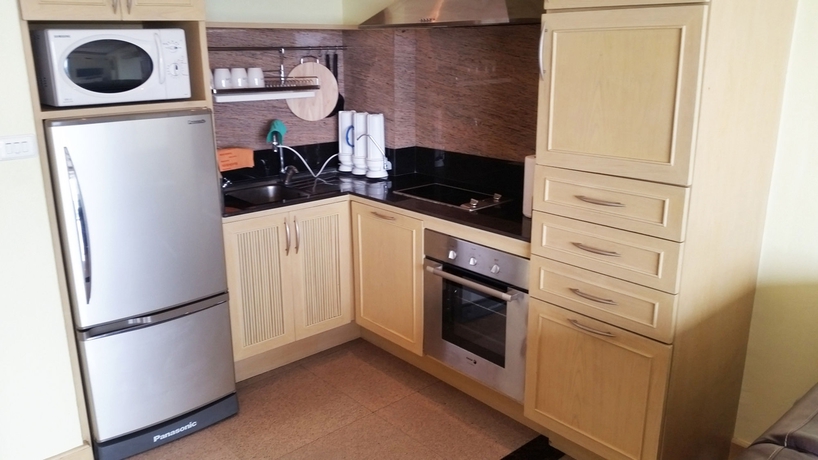 Imagen de la habitación del Hotel Galare Thong Tower. Foto 13