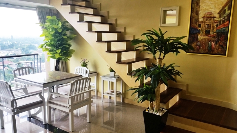 Imagen de la habitación del Hotel Galare Thong Tower. Foto 14