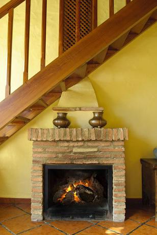 Imagen de los interiores del Hotel Galaroza Sierra. Foto 9