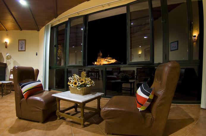 Imagen de los interiores del Hotel Galaroza Sierra. Foto 10