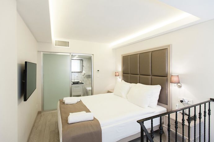 Imagen de la habitación del Hotel Galata Grace. Foto 13