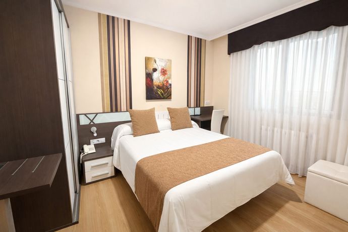 Imagen general del Hotel Galatea, Burela. Foto 1