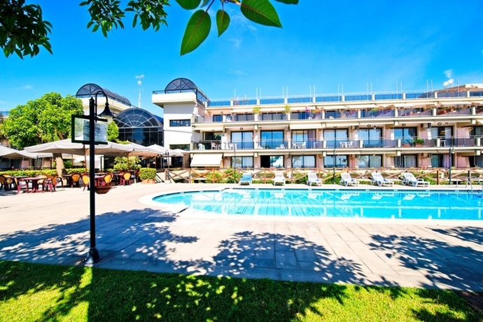 Imagen general del Hotel Galatea Sea Palace. Foto 8