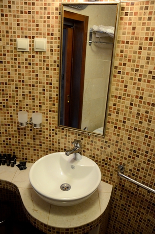 Imagen de la habitación del Hotel Galathea. Foto 7