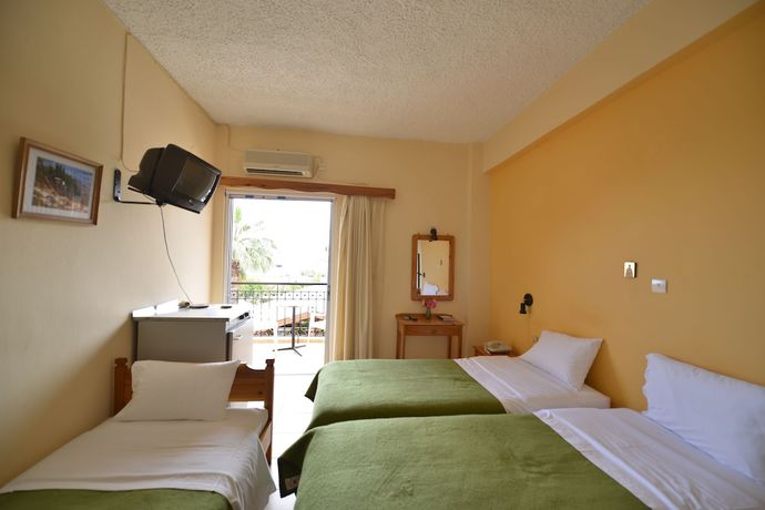 Imagen de la habitación del Hotel Galaxias, Galaxidi. Foto 15