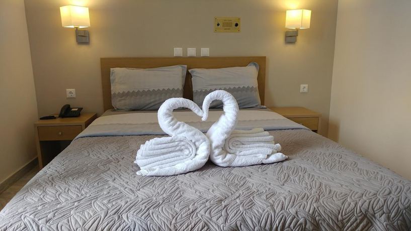 Imagen de la habitación del Hotel Galaxidi. Foto 18