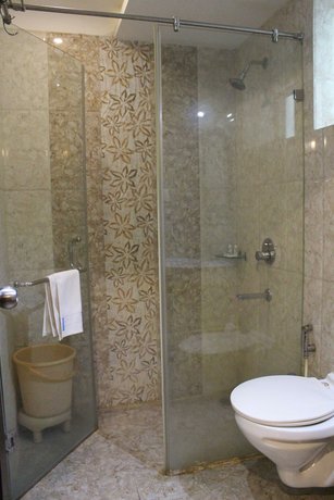 Imagen de la habitación del Hotel Galaxy, Allahabad. Foto 5