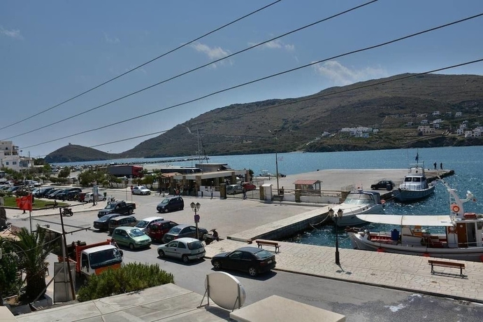Imagen de los exteriores del Hotel Galaxy, Andros. Foto 14