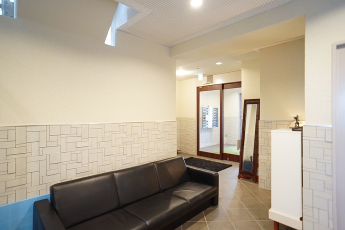 Imagen de los interiores del Hotel Galaxy Apartment, Osaka. Foto 17
