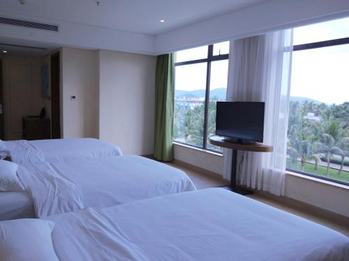 Imagen de la habitación del Hotel Galaxy Bay Resort. Foto 9