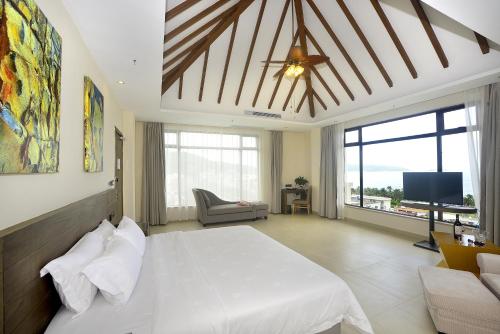 Imagen general del Hotel Galaxy Bay Resort. Foto 4