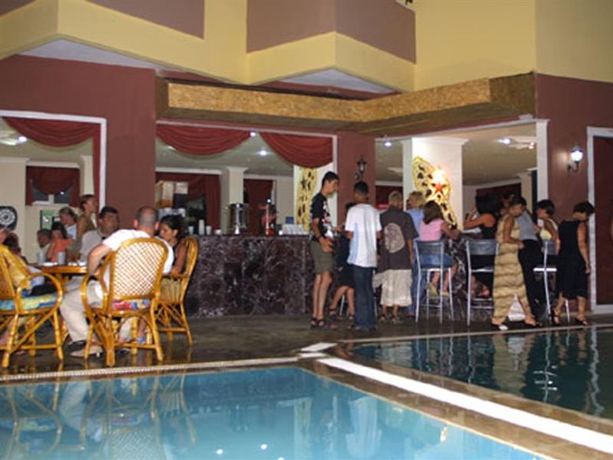 Imagen general del Hotel Galaxy Beach. Foto 6