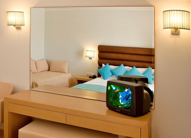 Imagen de la habitación del Hotel Galaxy Beach Resort, BW Premier Collection. Foto 8