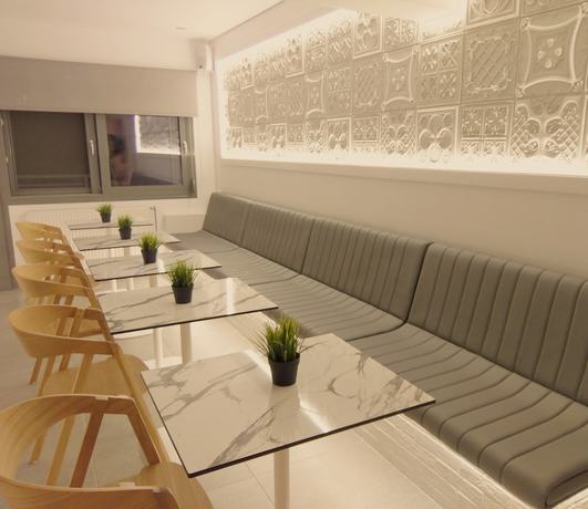 Imagen del bar/restaurante del Hotel Galaxy City. Foto 2