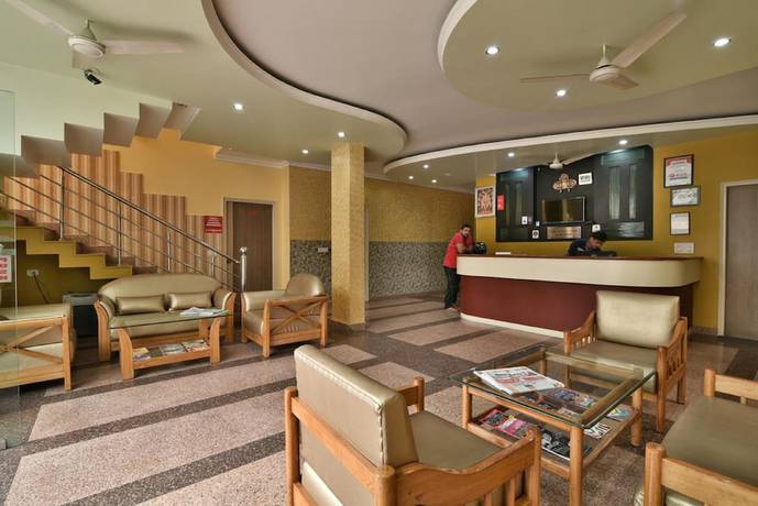 Imagen de los interiores del Hotel Galaxy, Dehradun. Foto 18