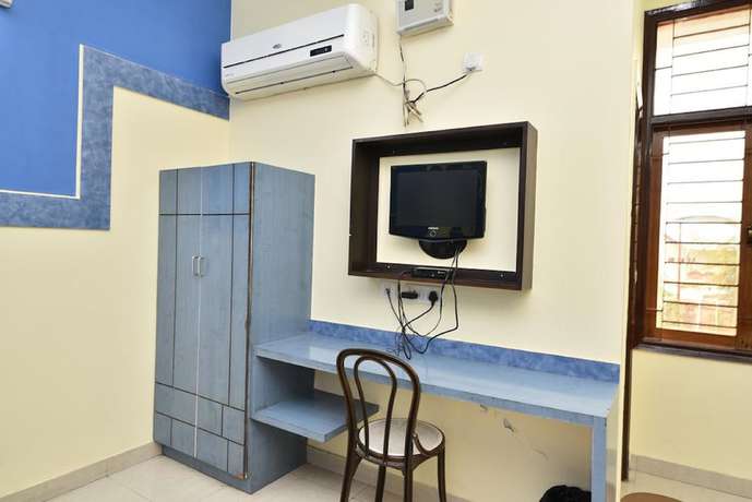 Imagen de la habitación del Hotel Galaxy, Dehradun. Foto 15