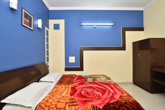 Imagen de la habitación del Hotel Galaxy, Dehradun. Foto 16