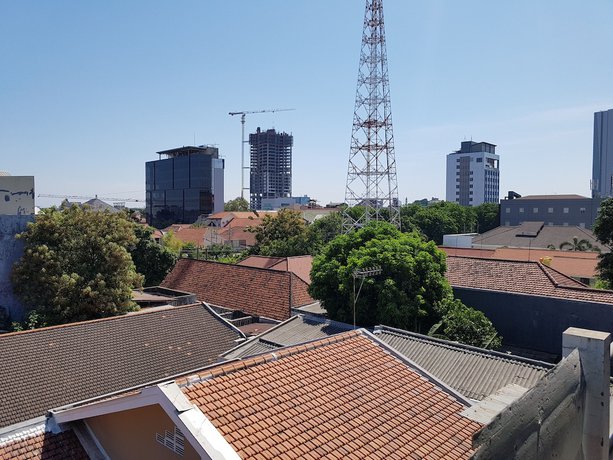 Imagen de los exteriores del Hotel Galaxy, Gubeng. Foto 14